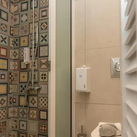 Ocean Serenade Lodge